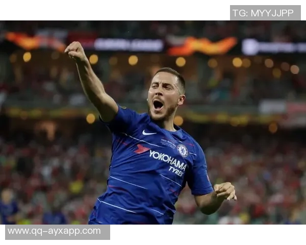 阿扎尔重返斯坦福桥分享照片感慨回家感觉真好