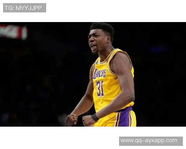 克里斯蒂谈弗拉格表现起伏称年轻球员需团队共同减压 克里斯蒂谈弗拉格表现起伏称年轻球员需团队共同减压